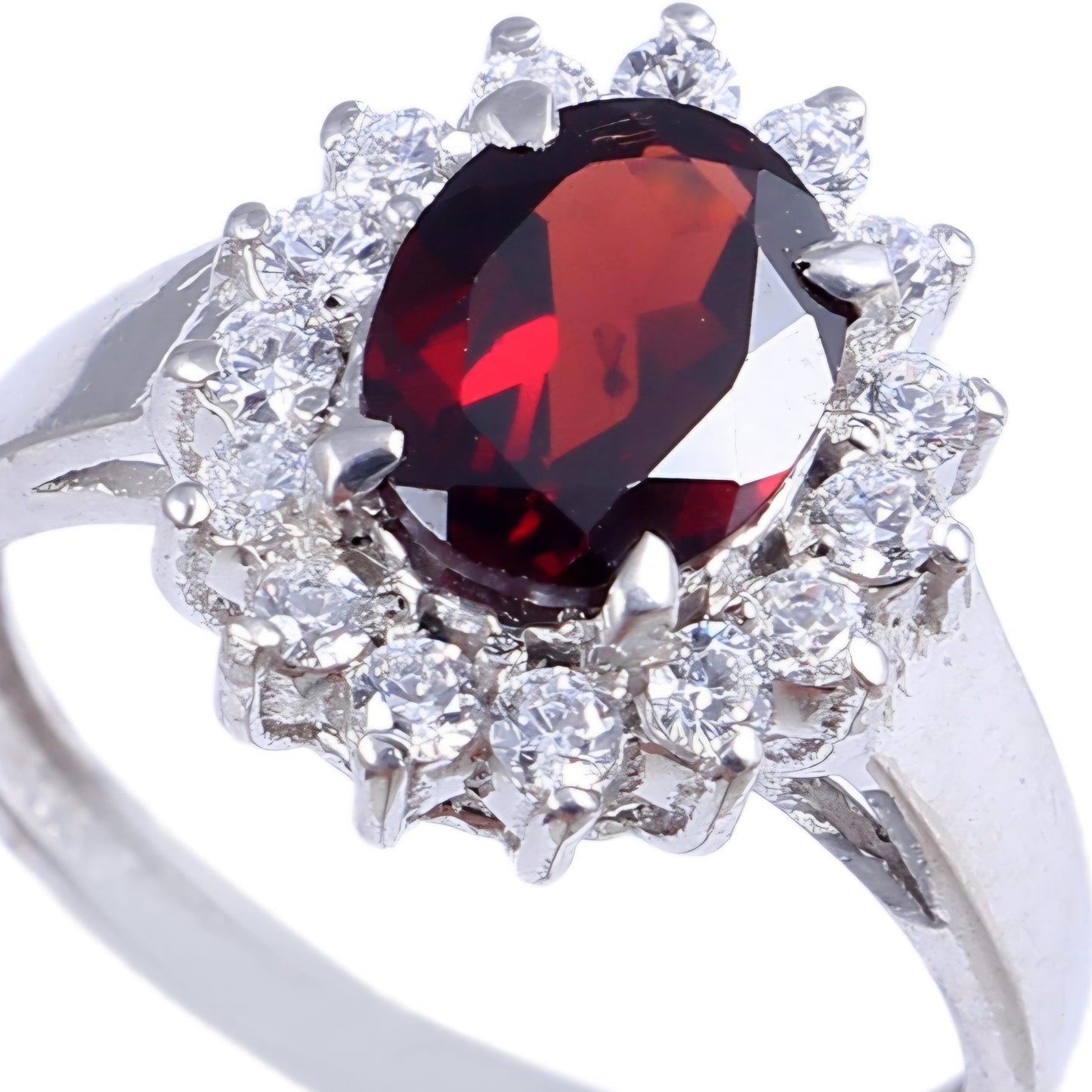 London Lights Amethyst Halo Ring – Auréle & Ivy Joaillerie
